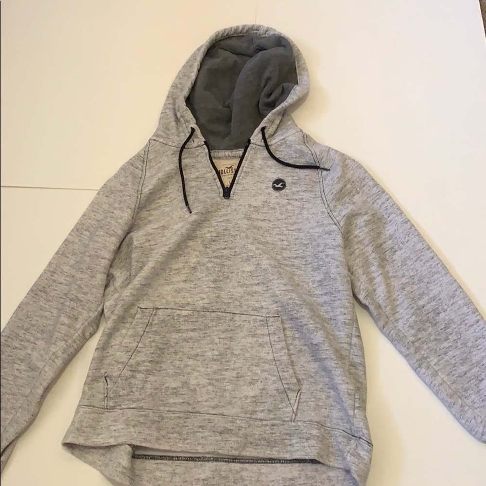 Hollister men’s sweatshirt size large